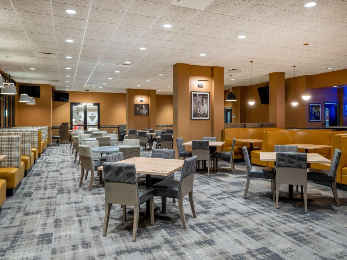 Hilton Garden Inn Jeffersonville, In Екстериор снимка